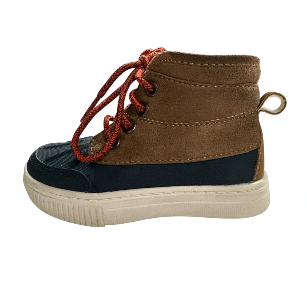 Oshkosh B’gosh Toddler Boy Lace-up Duck Boots Size 6 Used